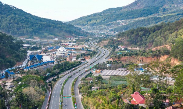Đẩy nhanh tiến độ dự án cao tốc Bảo Lộc - Liên Khương