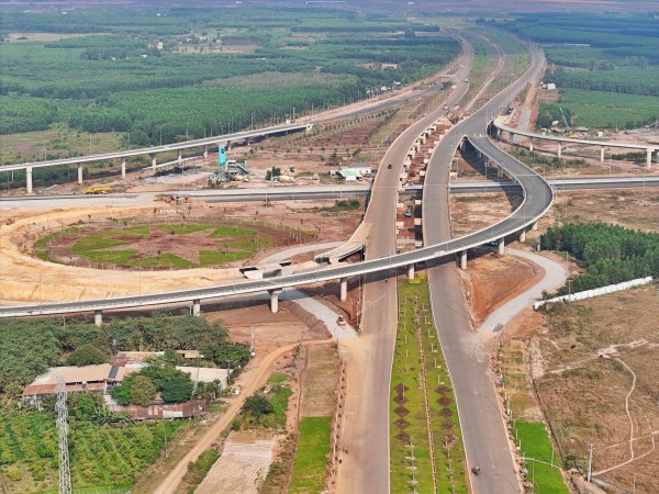 Đề xuất khai thác tạm 18,2 km cao tốc Biên Hòa - Vũng Tàu trước tết