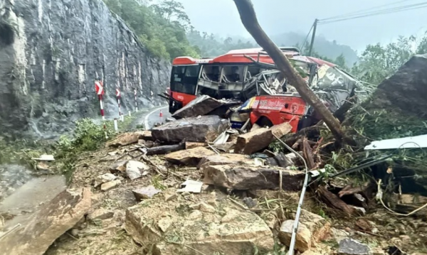 Đèo Khánh Lê tại Khánh Hòa và đèo Prenn tại Lâm Đồng 