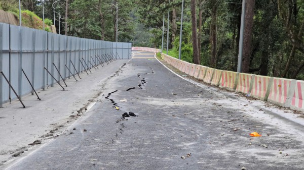 Đèo Prenn Đà Lạt sau hơn 1 năm nâng cấp bị sụt lún nghiêm trọng