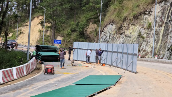 Đèo Prenn Đà Lạt sau hơn 1 năm nâng cấp bị sụt lún nghiêm trọng