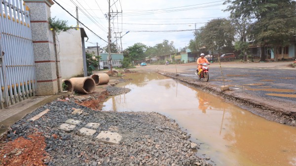 Đồng Nai: Vì sao dự án nâng cấp, mở rộng đường ĐT.753 chậm tiến độ?