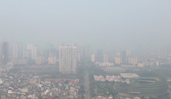 Bầu trời Hà Nội mờ đục trong ngày ô nhiễm không khí nhất thế giới Bầu trời Hà Nội mờ đục trong ngày ô nhiễm không khí nhất thế giới