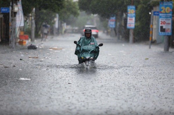 Có khả năng bão chồng bão trên Biển Đông