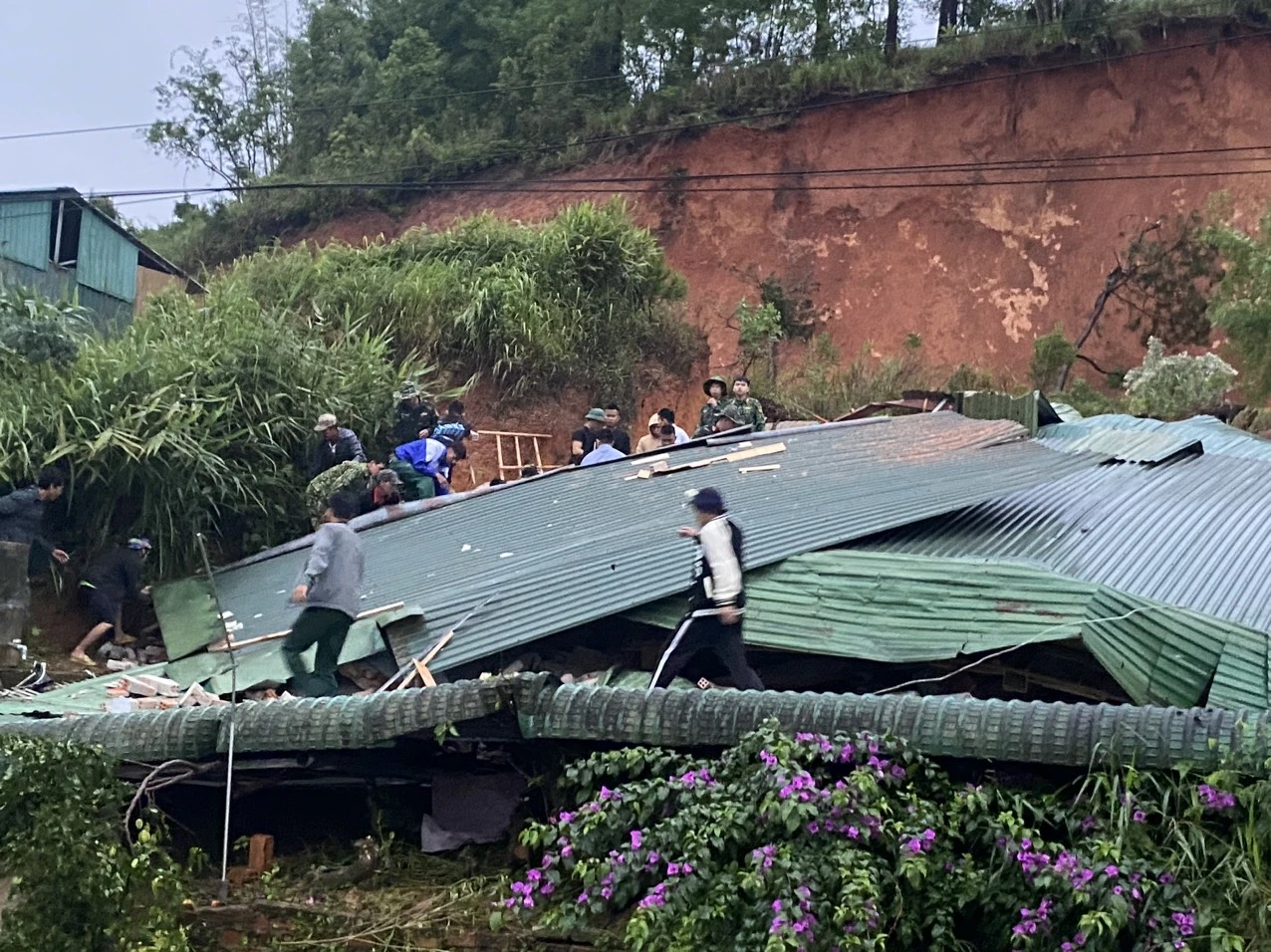 Lâm Đồng cảnh báo rủi ro thiên tai, mưa lớn có thể kéo dài đến 18.7