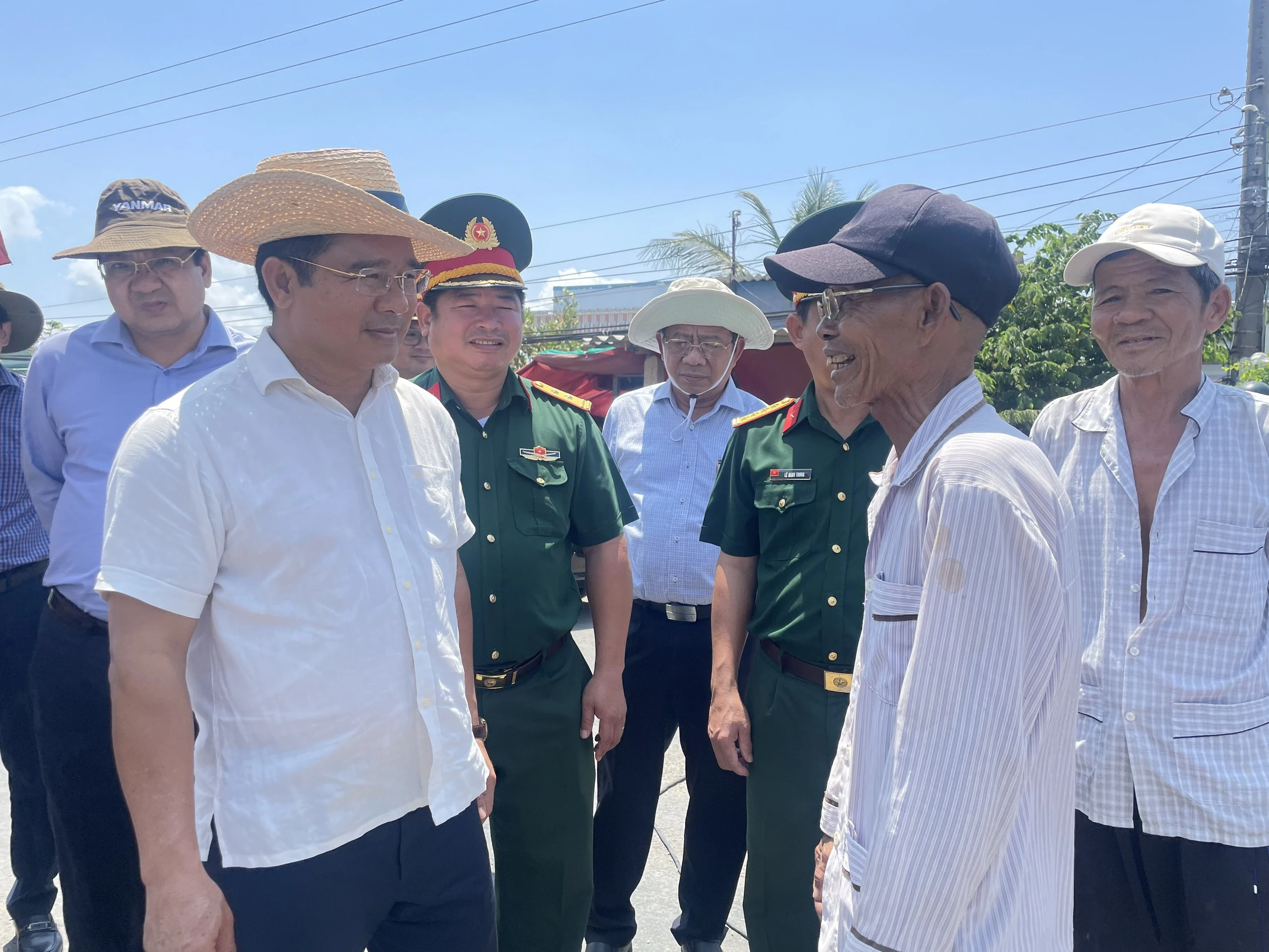 Sông Vàm Cỏ Đông nhận 7 triệu mét khối nước từ hồ Dầu Tiếng để chống hạn mặn Sông Vàm Cỏ Đông nhận 7 triệu mét khối nước từ hồ Dầu Tiếng để chống hạn mặn