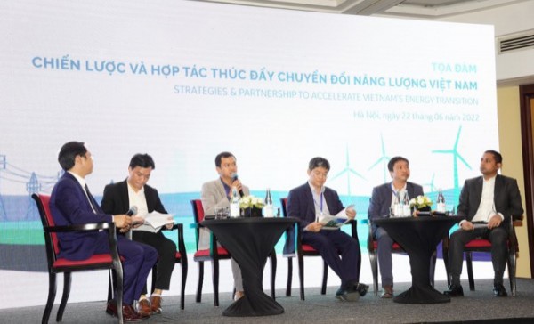 Tọa đàm “Chiến lược và hợp tác thúc đẩy chuyển đổi năng lượng cho Việt Nam”