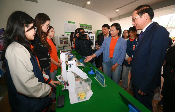 Vinh danh 60 trường học không rác thải nhựa