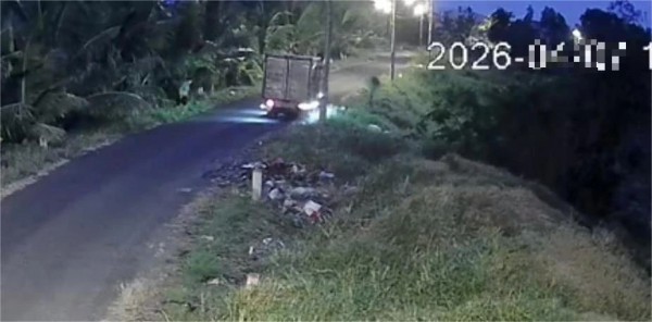 Xử phạt vứt rác bừa bãi qua camera giám sát tại xã Bình Chánh