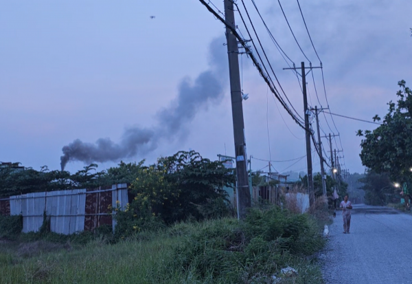Ô nhiễm khói bụi ở P.Tân Tạo A, Q.Bình Tân: 