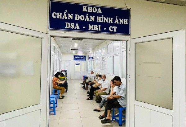 Bệnh viện Chợ Rẫy phẫu thuật bằng robot trong điều trị ung thư vú Bệnh viện Chợ Rẫy phẫu thuật bằng robot trong điều trị ung thư vú