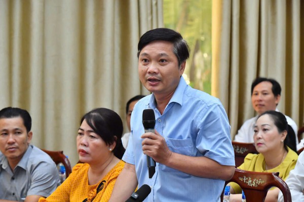 Bộ trưởng Bộ Y tế trả lời cử tri về xóa nợ thuế cho bệnh viện công