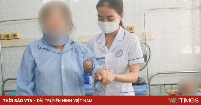 Ca phẫu thuật u tủy sống hiếm gặp
