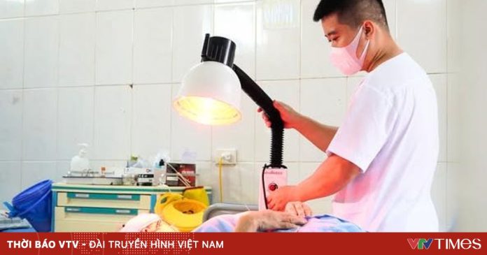 Cảnh báo sớm dấu hiệu liệt mặt ngoại biên