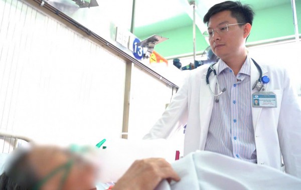 Cụ bà 70 tuổi suýt đột tử vì nhồi máu cơ tim ngày 20.10 Cụ bà 70 tuổi suýt đột tử vì nhồi máu cơ tim ngày 20.10