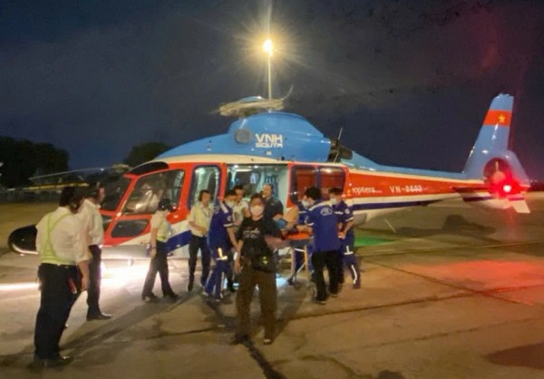 Du khách đột quỵ ở Côn Đảo đi trực thăng cấp cứu 300 triệu đồng