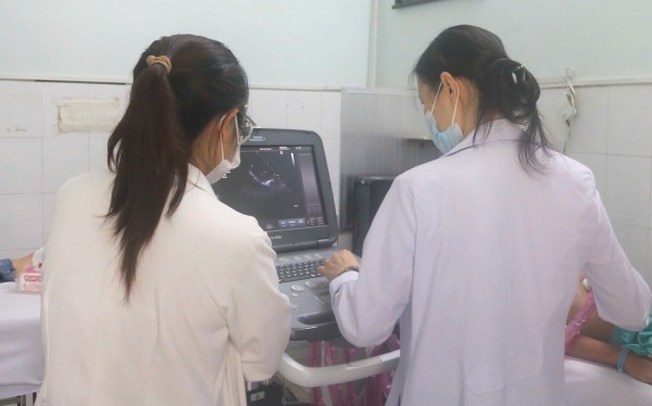 Mổ khẩn cứu bé trai ở Gia Lai suy tim cấp, nguyên nhân ít ai ngờ tới