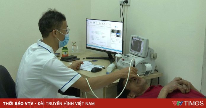 Nắng hè gay gắt có thể gây tổn thương giác mạc