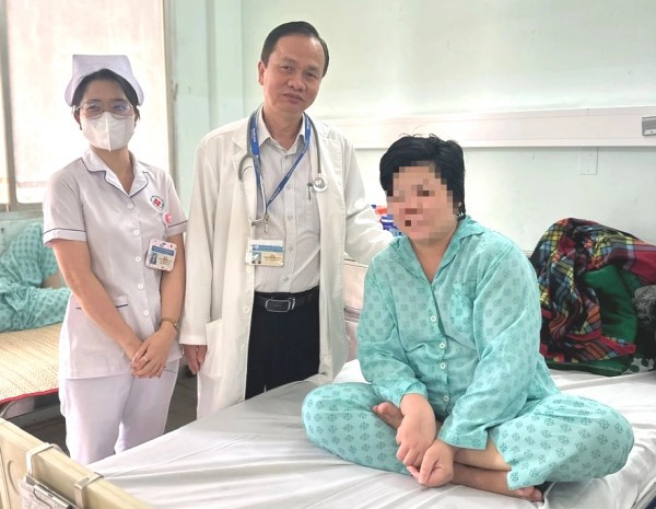Người phụ nữ mất 4 năm đi chữa trị mới tìm ra nguyên nhân ung thư Người phụ nữ mất 4 năm đi chữa trị mới tìm ra nguyên nhân ung thư