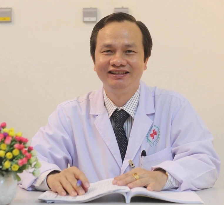 Người phụ nữ mất 4 năm đi chữa trị mới tìm ra nguyên nhân ung thư Người phụ nữ mất 4 năm đi chữa trị mới tìm ra nguyên nhân ung thư
