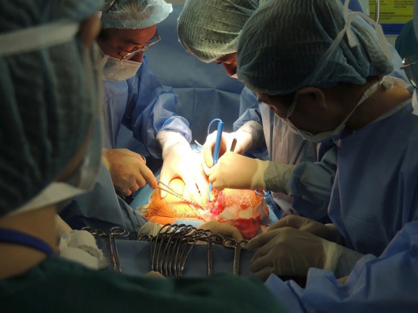 TP.HCM: Cứu sản phụ bị nhau cài răng lược thể nặng, mất gần 10 lít máu