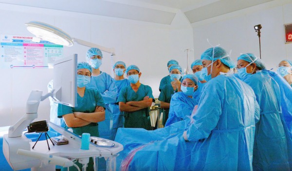 TP.HCM: Thực hiện ca thông tim bào thai thứ 14, cứu thai nhi nguy kịch