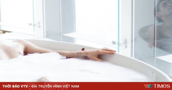 Tắm bồn vào mùa đông có thể ảnh hưởng đến chức năng sinh sản nam giới?