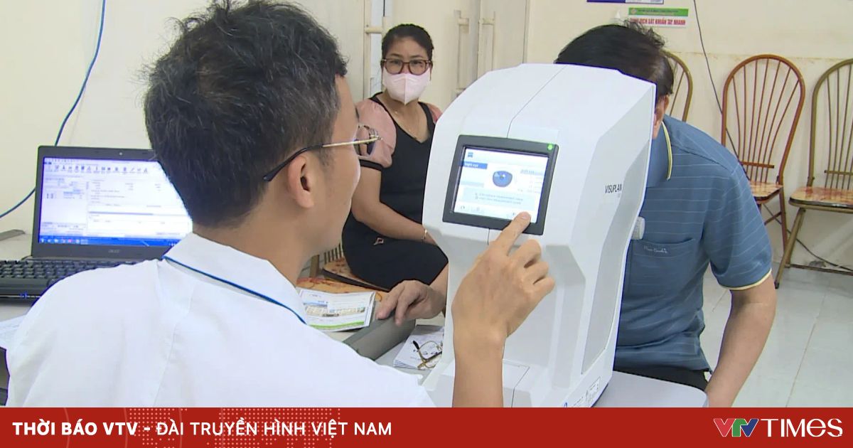 Tự ý dùng thuốc nhỏ mắt có thể bị mắc bệnh glôcôm gây mù vĩnh viễn