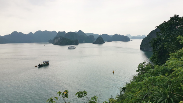 Bãi biển ít người biết tới ở Việt Nam vào top 100 đẹp nhất thế giới