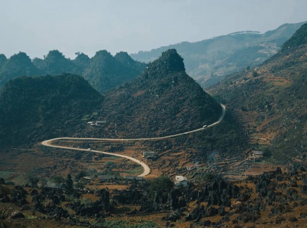 Báo Anh chọn hai điểm đến ở Việt Nam vào top đẹp nhất thế giới