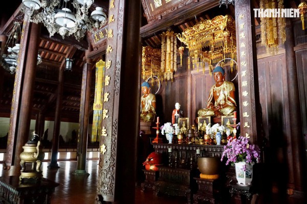 Bên trong chùa cổ gần 200 năm ở Đồng Tháp