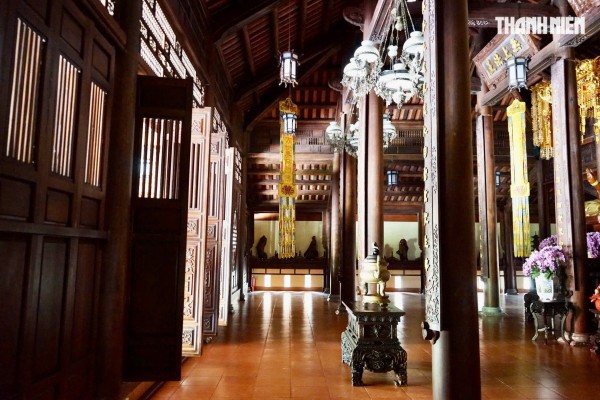 Bên trong chùa cổ gần 200 năm ở Đồng Tháp