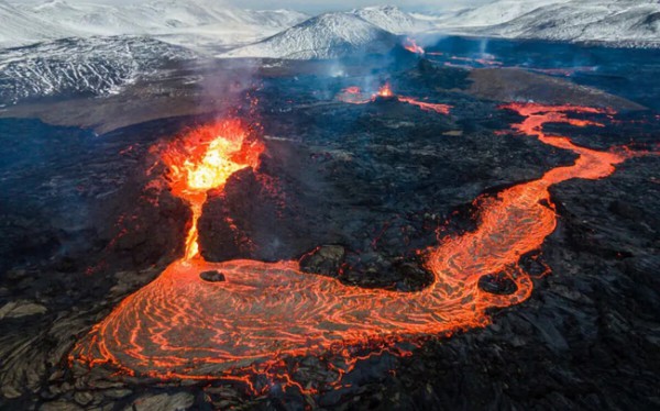 Iceland có còn an toàn với du khách sau những vụ phun trào núi lửa gần đây không?