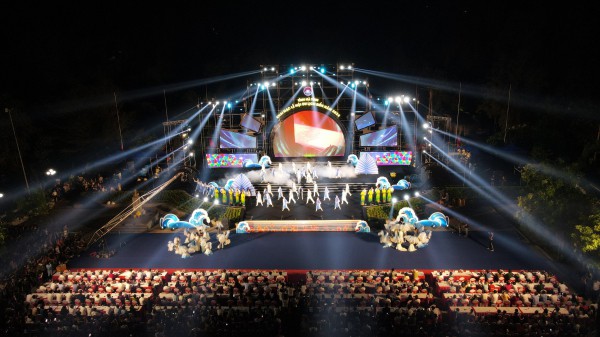 Khai mạc Lễ hội Du lịch biển Hà Tĩnh năm 2024