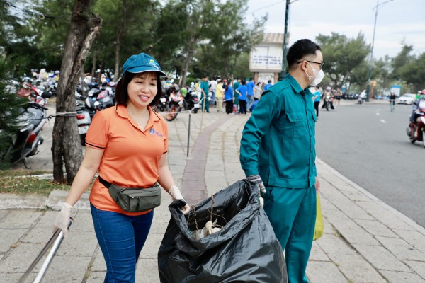 Người dân Vũng Tàu lan tỏa hình ảnh thành phố xanh sạch đẹp