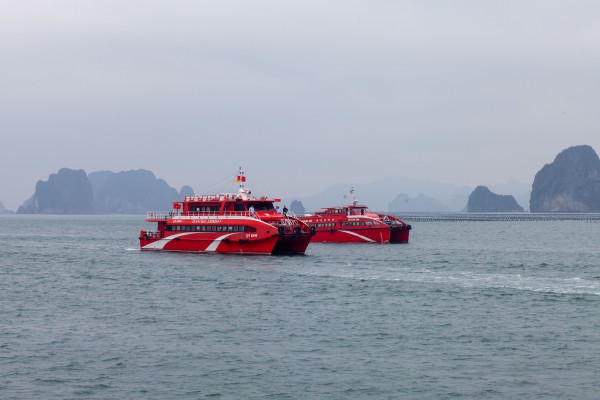 Quảng Ninh khai trương nhiều sản phẩm du lịch trên vịnh Bái Tử Long