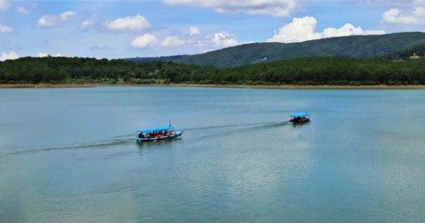 Đề xuất thêm bến thuyền, sân bay trực thăng để du lịch hồ Tuyền Lâm 