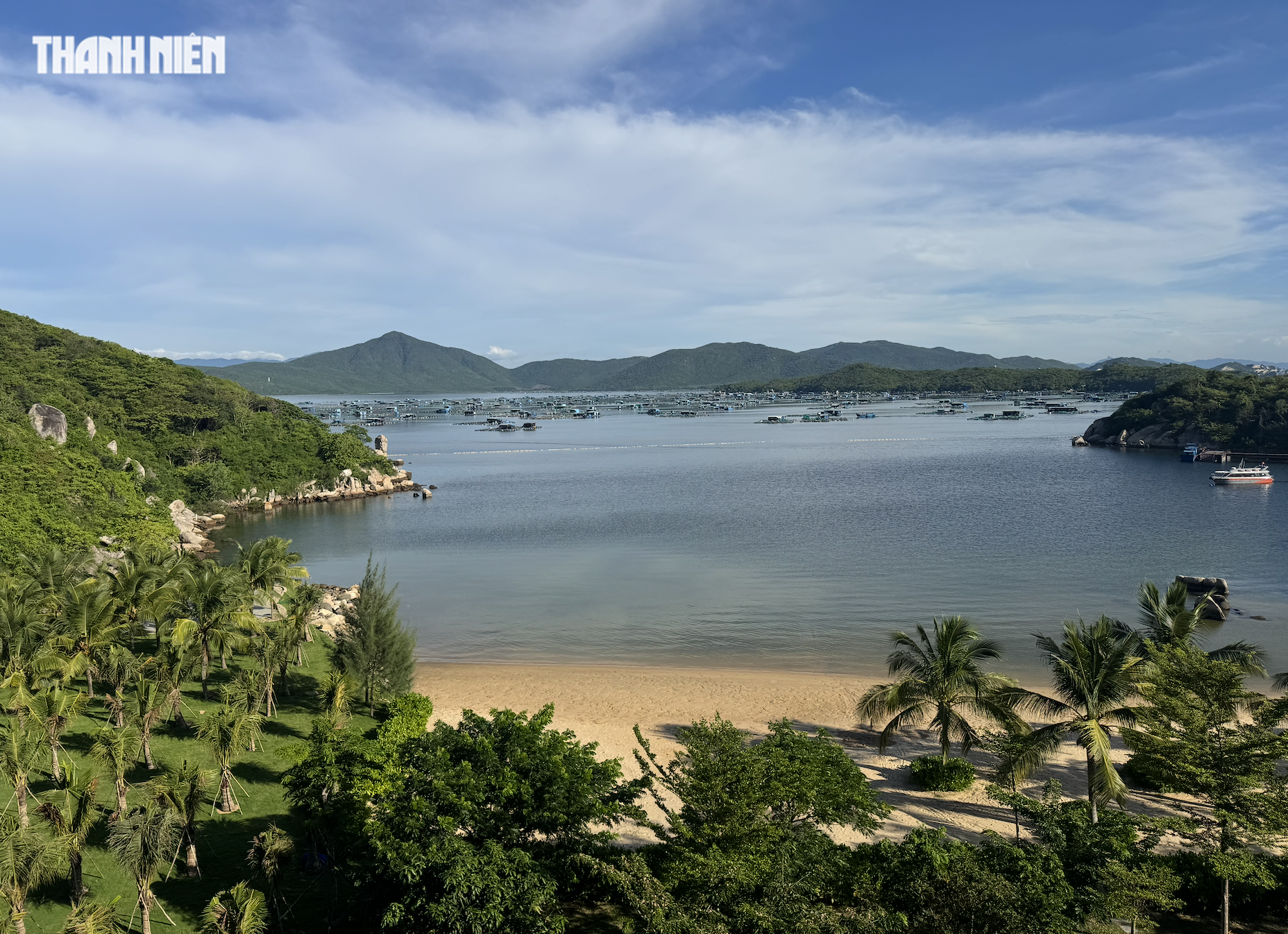 Lần đầu nghỉ dưỡng ở bán đảo 650 triệu đồng/đêm tại vịnh Vân Phong Lần đầu nghỉ dưỡng ở bán đảo 650 triệu đồng/đêm tại vịnh Vân Phong