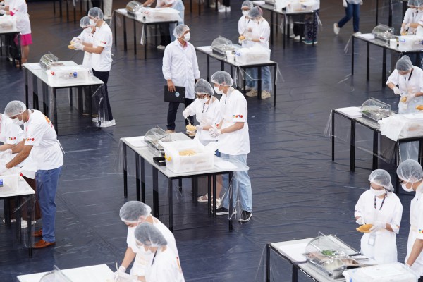 631 ổ bánh mì Việt Nam xếp số  631 ổ bánh mì Việt Nam xếp số