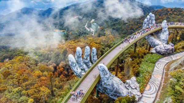 Báo Úc nói 8 lý do 