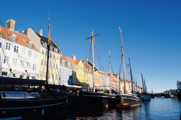 Bay thẳng tới xứ sở chuyện cổ tích Andersen