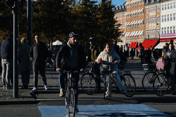 Bay thẳng tới xứ sở chuyện cổ tích Andersen