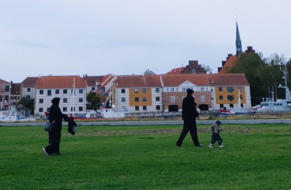 Bay thẳng tới xứ sở chuyện cổ tích Andersen