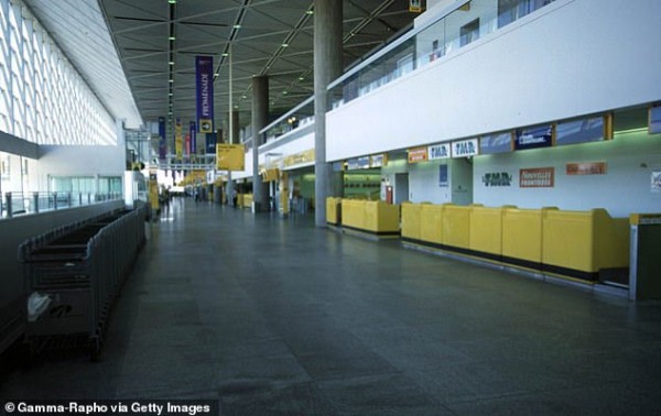Bên trong những sân bay 