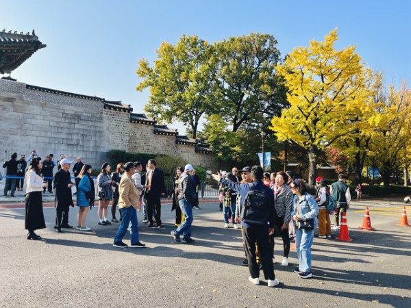 Doanh nghiệp du lịch để khách trốn lại trái phép có thể bị phạt tới 50 triệu