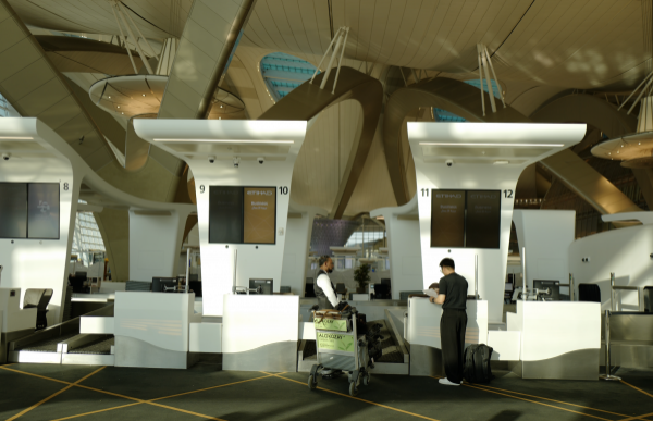 Du khách Việt ngỡ ngàng bước vào 