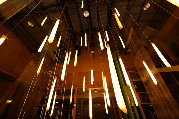 Du khách đổ về xem biểu diễn thực cảnh tại nhà máy chè cổ 1927