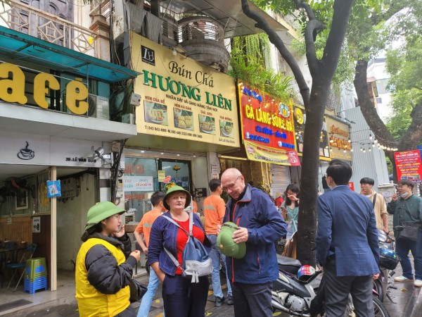Du khách nên trải nghiệm những gì ở Hà Nội theo tờ báo uy tín của Anh?