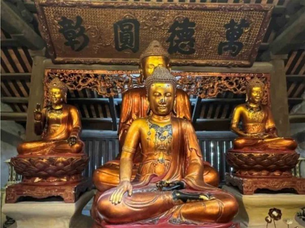 Du lịch khám phá di sản, theo dấu Phật hoàng