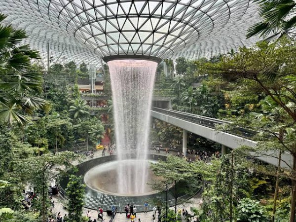 Khách Việt lưu ý với quy định nhập cảnh mới nhất của Singapore